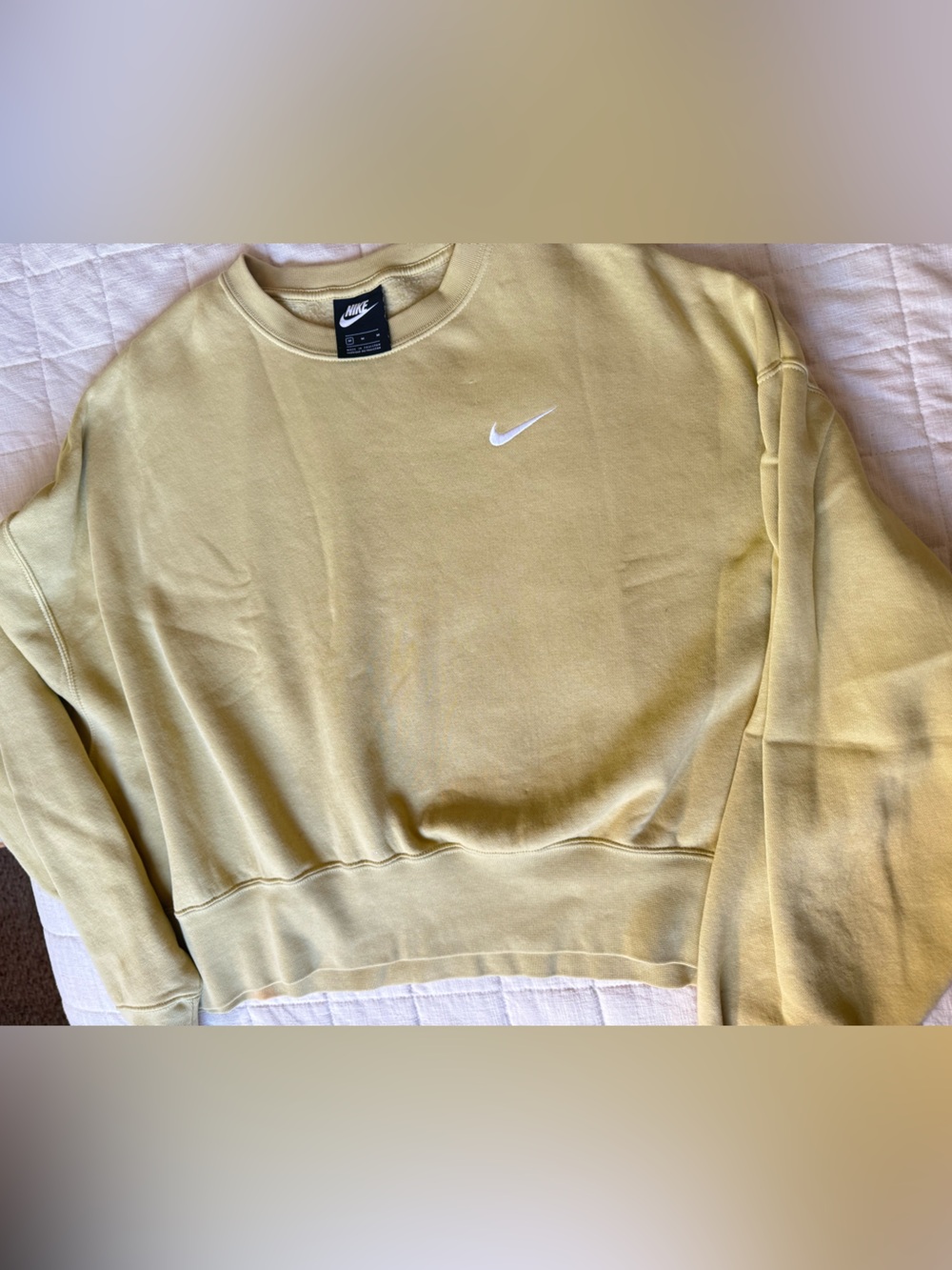 Nike Women’s crop boxy cut Crewneck Sweatshirt in Light Yellow with White Swoosh
